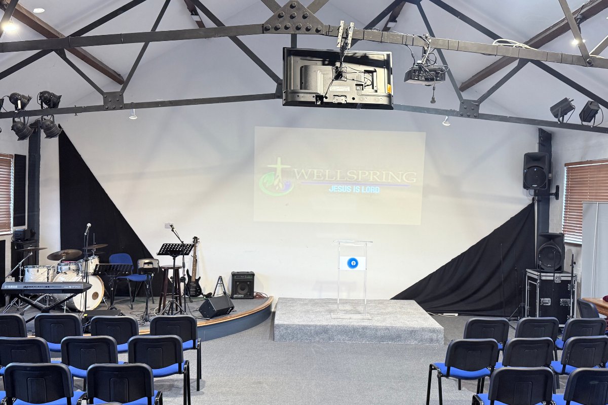 church1 Christian church in Reading UK | Wellspring Ministry